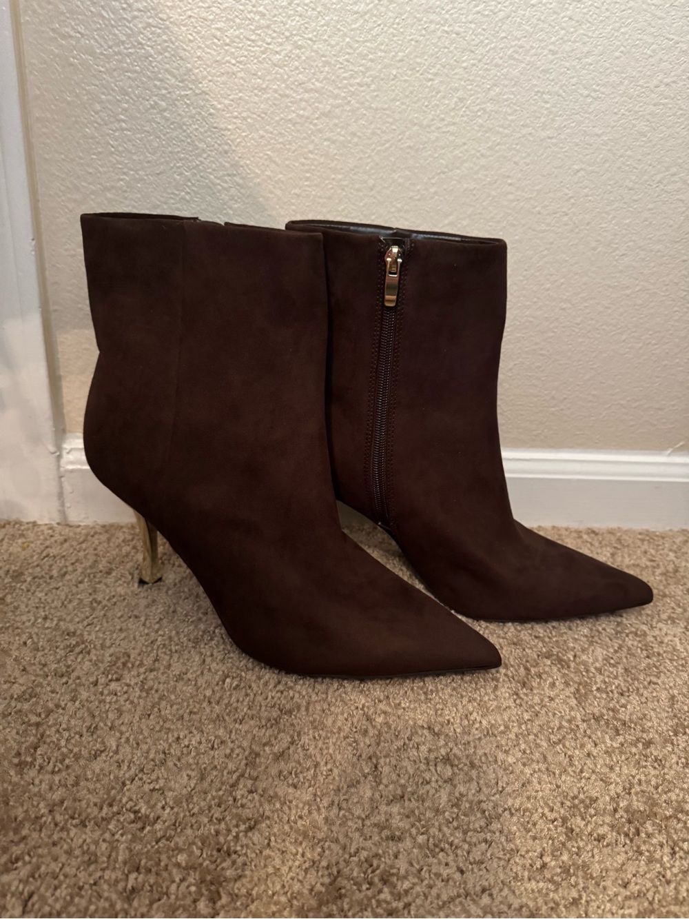 Women's Pointed Toe Ankle Boots in Dark Brown